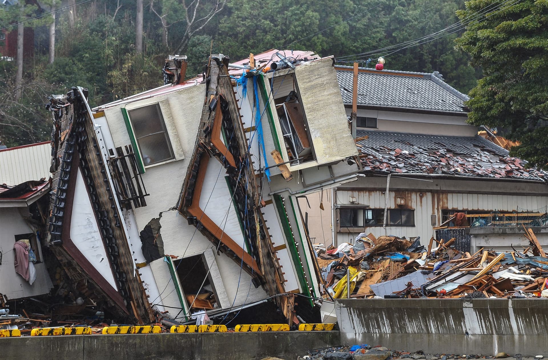 Earthquakes in Japan