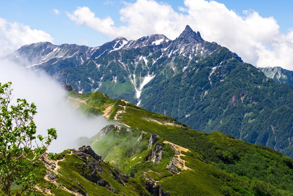 What to do and where to go in the Japanese Alps: must-see activities